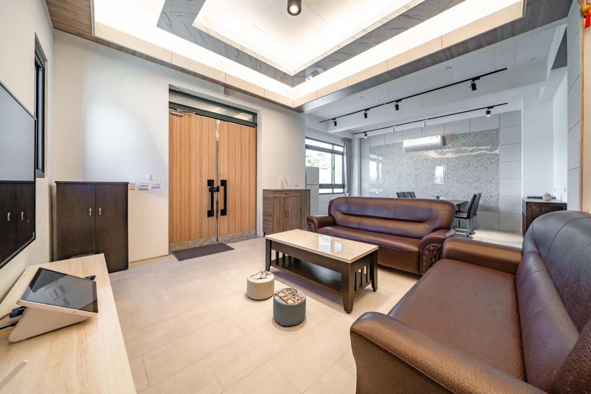 Namek Guesthouse Лодун Екстер'єр фото